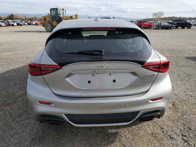 SJKCH5CP1HA019171 - 2017 INFINITI QX30 BASE SILVER photo 6