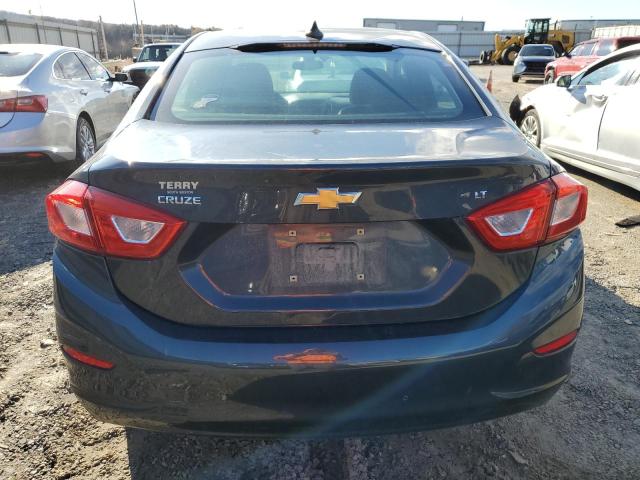 1G1BE5SM4J7118142 - 2018 CHEVROLET CRUZE LT GRAY photo 6