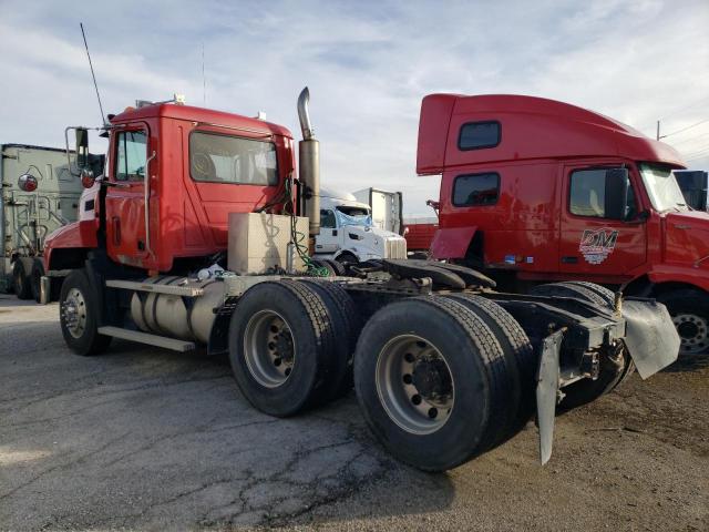 1M1AA18Y2WW084796 - 1998 MACK 600 CH600 RED photo 3