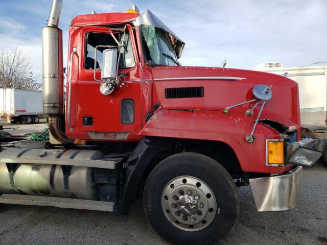 1M1AA18Y2WW084796 - 1998 MACK 600 CH600 RED photo 9