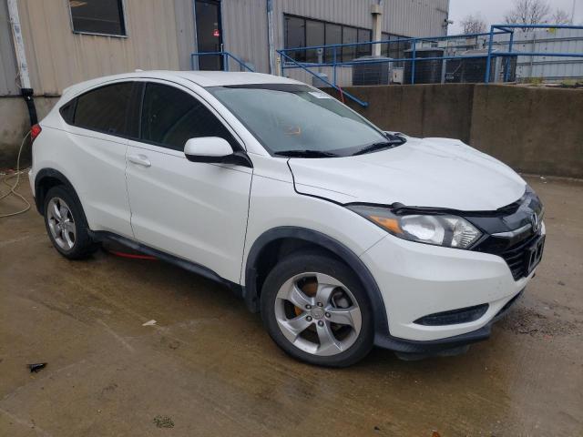 3CZRU5H38GM737813 - 2016 HONDA HR-V LX WHITE photo 4