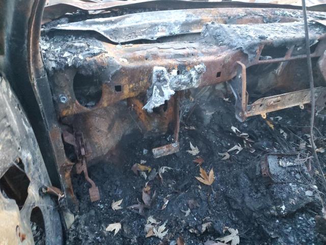 2G4WB55K111281688 - 2001 BUICK REGAL LS BURN photo 9