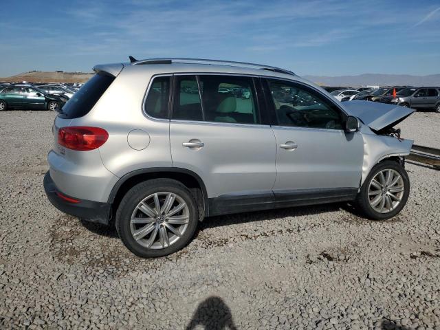 WVGBV7AX2DW550040 - 2013 VOLKSWAGEN TIGUAN S SILVER photo 3