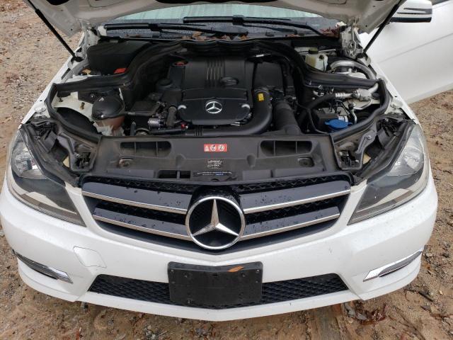 WDDGJ4HBXFG430830 - 2015 MERCEDES-BENZ C 250 WHITE photo 11