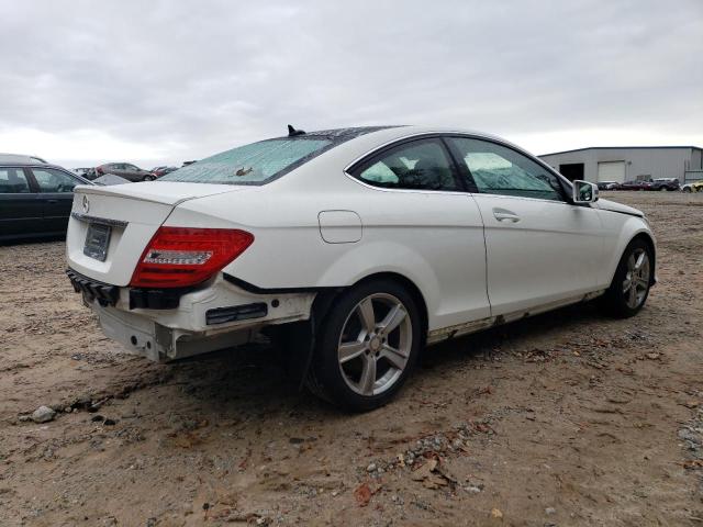 WDDGJ4HBXFG430830 - 2015 MERCEDES-BENZ C 250 WHITE photo 3