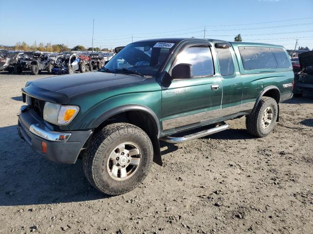 5TEWN72NXYZ688937 - 2000 TOYOTA TACOMA XTRACAB GREEN photo 1