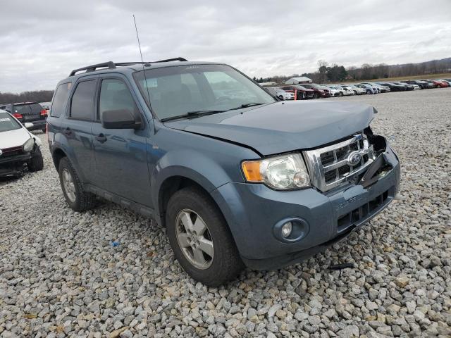 1FMCU0DG1BKA95289 - 2011 FORD ESCAPE XLT BLUE photo 4