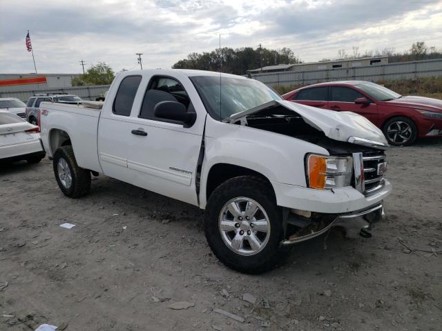 1GTR2VE79DZ183002 - 2013 GMC SIERRA K1500 SLE WHITE photo 4