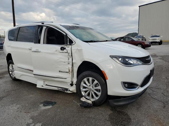 2C4RC1BG0KR537488 - 2019 CHRYSLER PACIFICA TOURING L WHITE photo 4