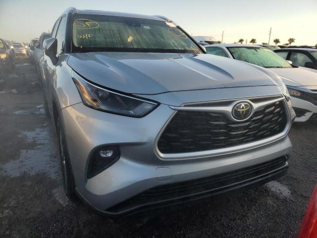 5TDGZRAH2NS539060 - 2022 TOYOTA HIGHLANDER XLE Күміс фото 5