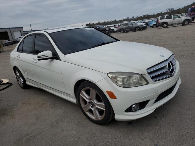 WDDGF5EB4AR106166 - 2010 MERCEDES-BENZ C 300 WHITE photo 4