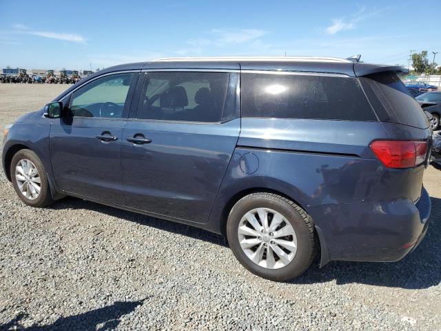 KNDMC5C10F6025111 - 2015 KIA SEDONA EX BLUE photo 2