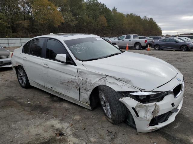 WBA8A9C55GK615800 - 2016 BMW 320 I WHITE photo 4