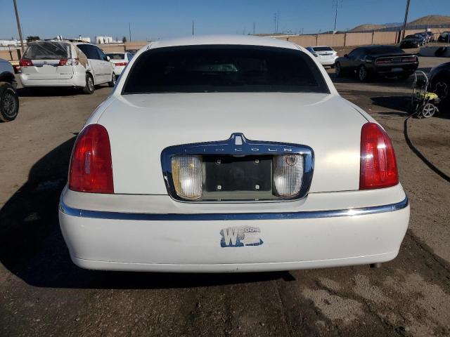 1LNHM81W1XY629122 - 1999 LINCOLN TOWN CAR EXECUTIVE WHITE photo 6