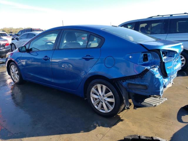 KNAFX4A62F5269304 - 2015 KIA FORTE LX BLUE photo 2