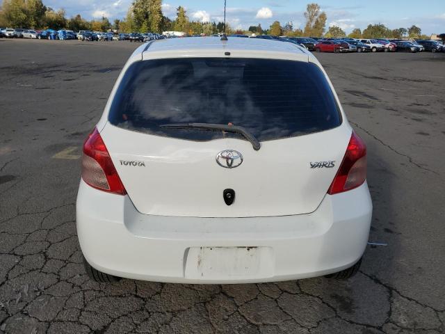 JTDJT923075067850 - 2007 TOYOTA YARIS WHITE photo 6