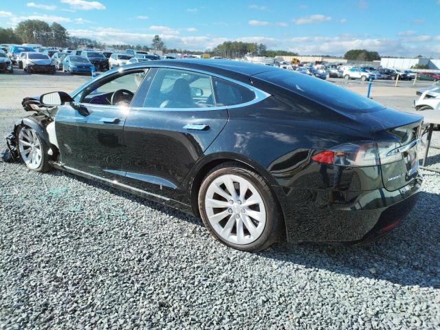 5YJSA1E2XJF245042 - 2018 TESLA MODEL S 黑色 照片 2