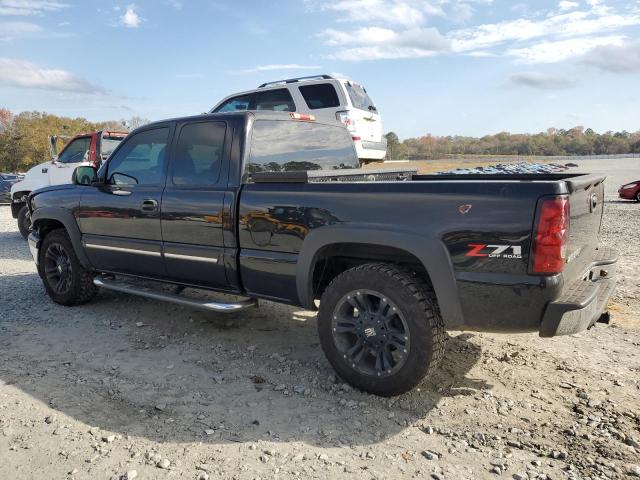 2GCEK19Z671114543 - 2007 CHEVROLET SILVERADO K1500 CLASSIC BLACK photo 2