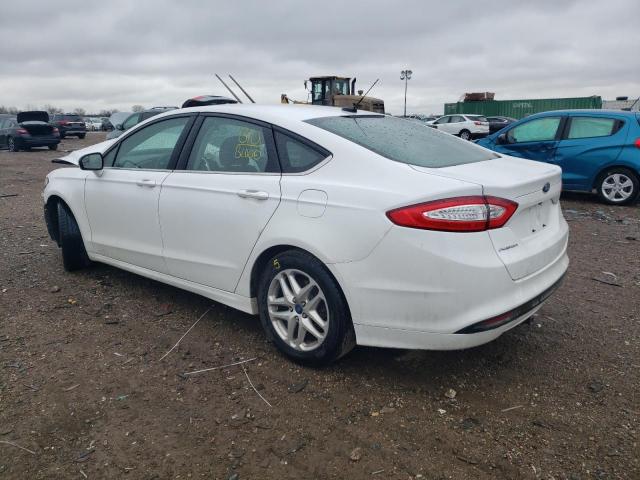 3FA6P0H73FR197946 - 2015 FORD FUSION SE WHITE photo 2