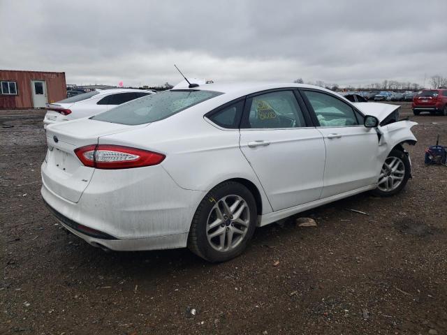 3FA6P0H73FR197946 - 2015 FORD FUSION SE WHITE photo 3