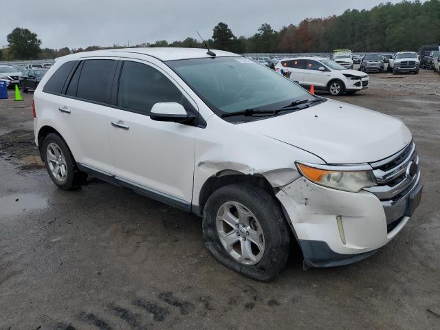 2FMDK3JC7BBB13253 - 2011 FORD EDGE SEL WHITE photo 4