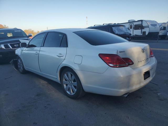 4T1BK36B46U073799 - 2006 TOYOTA AVALON XL WHITE photo 2