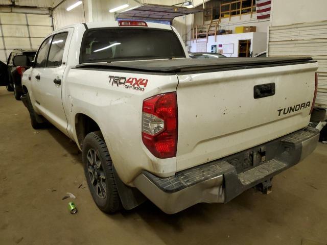 5TFDY5F1XKX813993 - 2019 TOYOTA TUNDRA CREWMAX SR5 WHITE photo 2