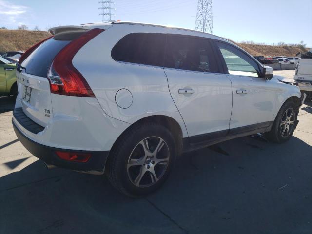 YV4902DZ3C2289831 - 2012 VOLVO XC60 T6 WHITE photo 3