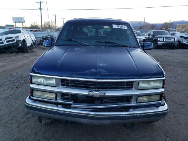 3GNGK26J2XG109707 - 1999 CHEVROLET SUBURBAN K2500 BLUE photo 5