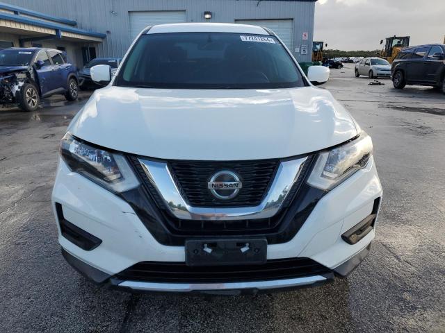 KNMAT2MV7JP567294 - 2018 NISSAN ROGUE S WHITE photo 5