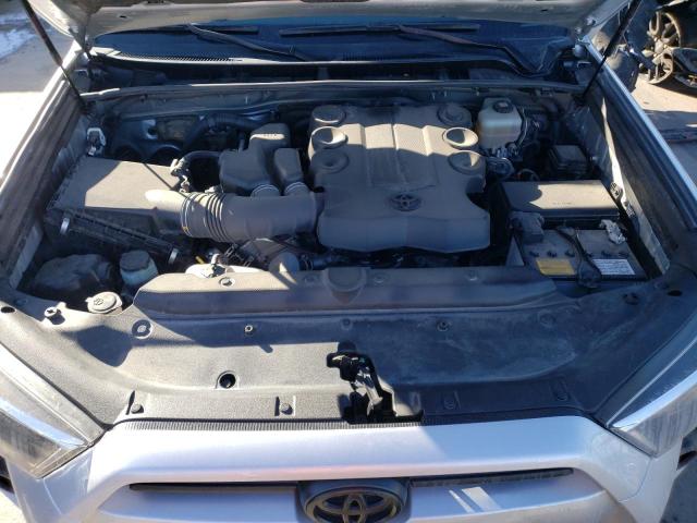 JTENU5JR4N5991424 - 2022 TOYOTA 4RUNNER SR5/SR5 PREMIUM 银色 照片 12