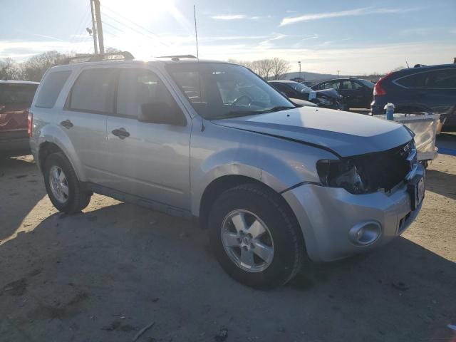 1FMCU0D71CKC61490 - 2012 FORD ESCAPE XLT SILVER photo 4