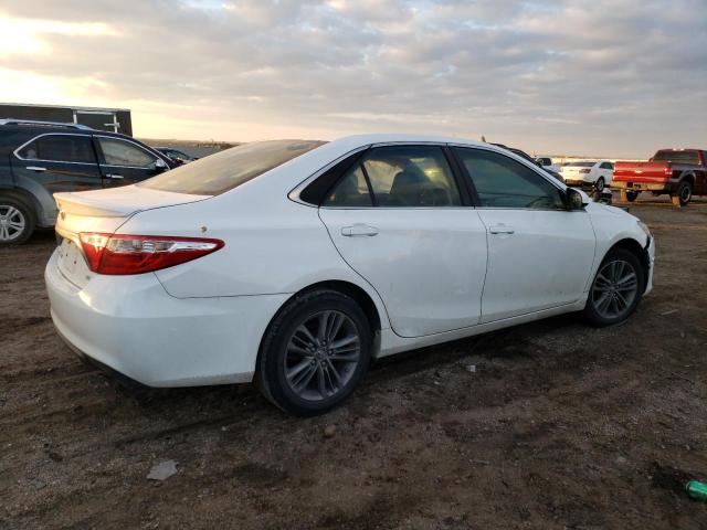 4T1BF1FK7GU220675 - 2016 TOYOTA CAMRY LE WHITE photo 3