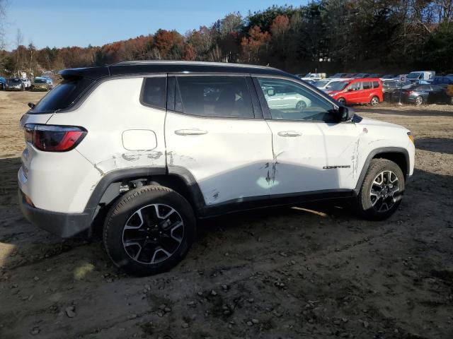 3C4NJDDB2MT590460 - 2021 JEEP COMPASS TRAILHAWK WHITE photo 3