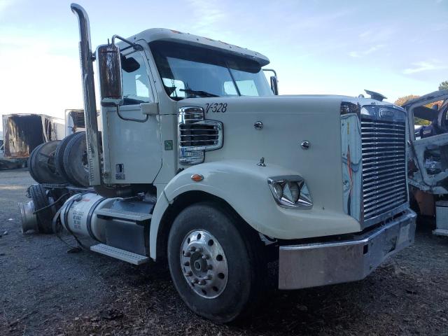 3AKJGNDR4JDJV1320 - 2018 FREIGHTLINER 122SD WHITE photo 1