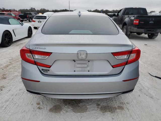 1HGCV1F41JA075804 - 2018 HONDA ACCORD EX SILVER photo 6