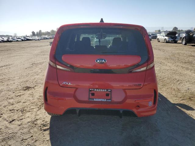 KNDJ63AU2L7054272 - 2020 KIA SOUL GT LINE RED photo 6