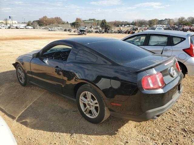 1ZVBP8AM7C5251767 - 2012 FORD MUSTANG BLACK photo 2