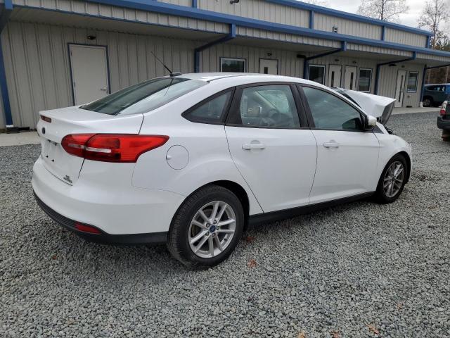 1FADP3F26GL341182 - 2016 FORD FOCUS 4D SE WHITE photo 3