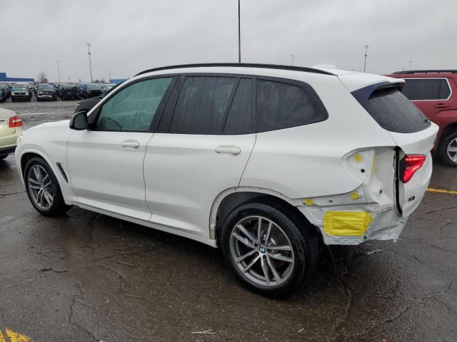 5UXTS3C51J0Y99533 - 2018 BMW X3 XDRIVEM40I WHITE photo 2