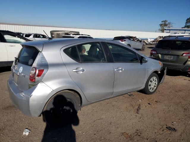 JTDKDTB35E1564122 - 2014 TOYOTA PRIUS C SILVER photo 3