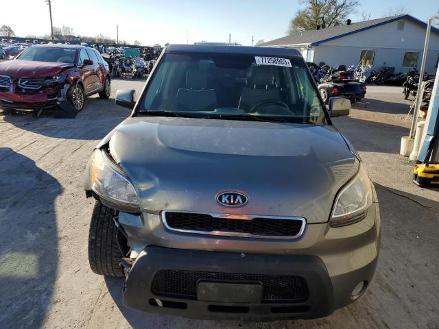 KNDJT2A23A7045787 - 2010 KIA SOUL + GRAY photo 5