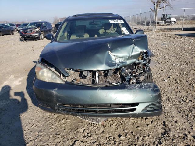 4T1BF30K82U513403 - 2002 TOYOTA CAMRY LE TEAL photo 5