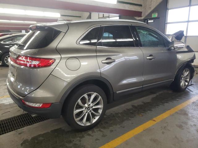 5LMCJ2D98GUJ20431 - 2016 LINCOLN MKC SELECT Արծաթագույն լուսանկար 3