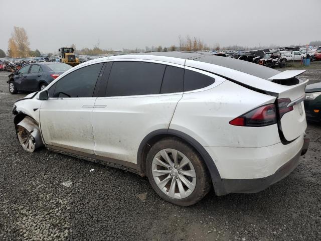 5YJXCDE22LF261367 - 2020 TESLA MODEL X WHITE photo 2