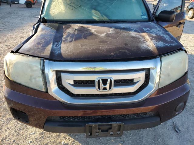 5FNYF3H22BB003186 - 2011 HONDA PILOT LX MAROON photo 11