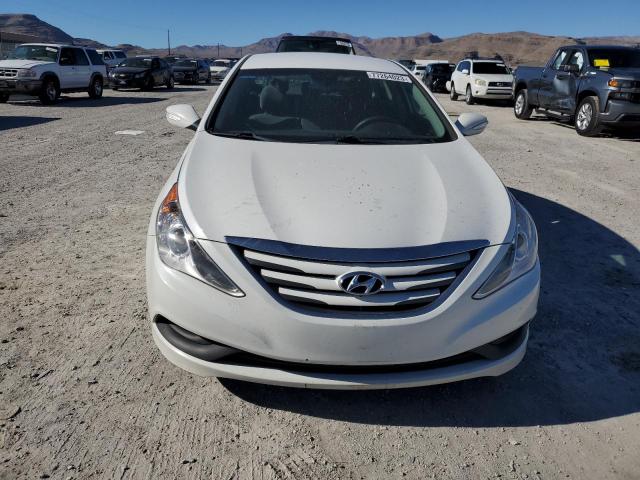 5NPEB4AC2EH939290 - 2014 HYUNDAI SONATA GLS WHITE photo 5