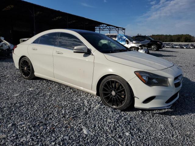 WDDSJ4EB3HN440158 - 2017 MERCEDES-BENZ CLA 250 WHITE photo 4