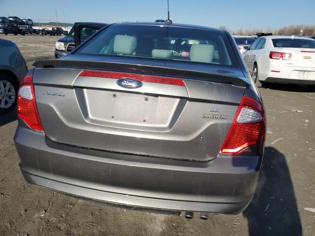 3FAHP0HA0BR239584 - 2011 FORD FUSION SE GRAY photo 6