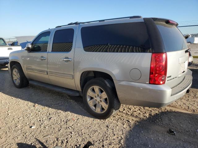 1GKUCKE01AR143750 - 2010 GMC YUKON XL C1500 SLT SILVER photo 2